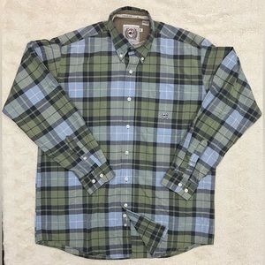 SOLD. Cinch long sleeve button down shirt in green & blue plaid. Size Medium.